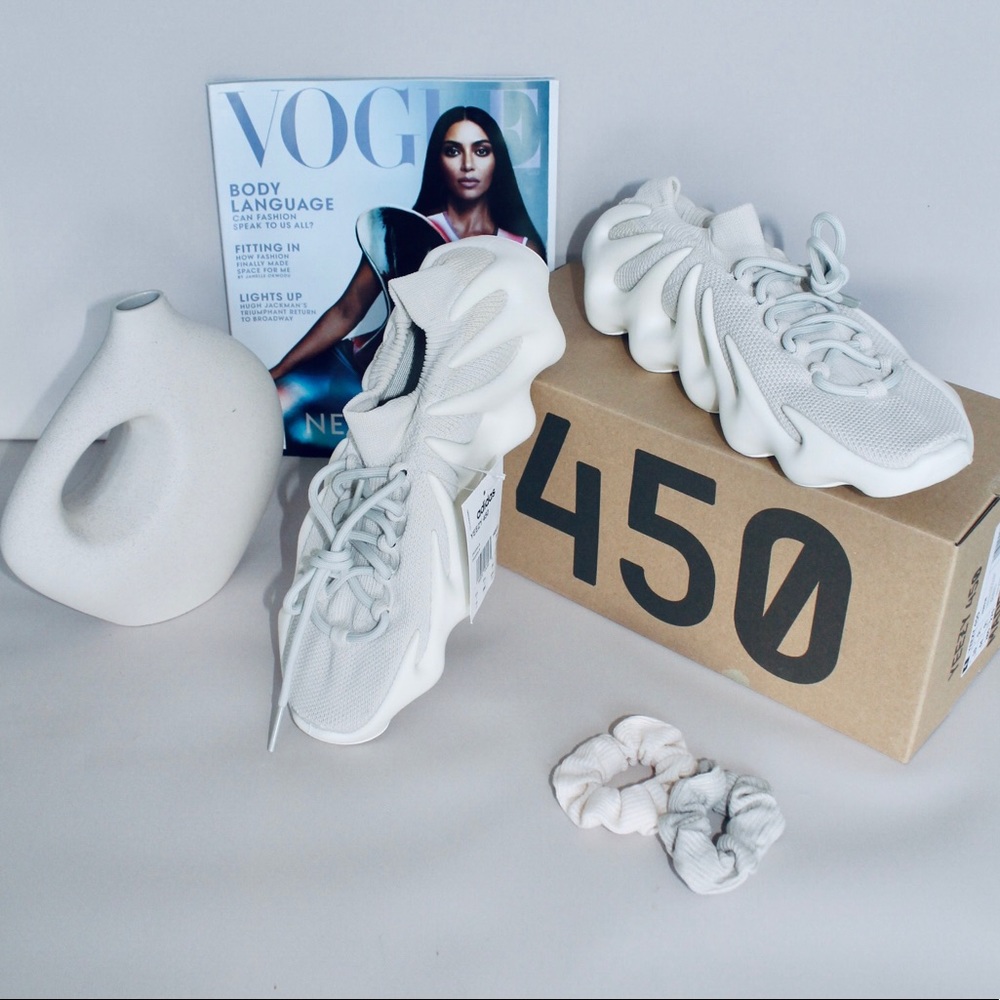 YEEZY 450 ‘Cloud White’
